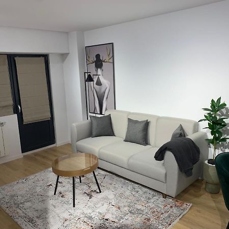 Prosper Plaza Aparthotel 부쿠레슈티 외부 사진