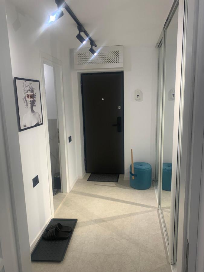 Prosper Plaza Aparthotel 부쿠레슈티 외부 사진