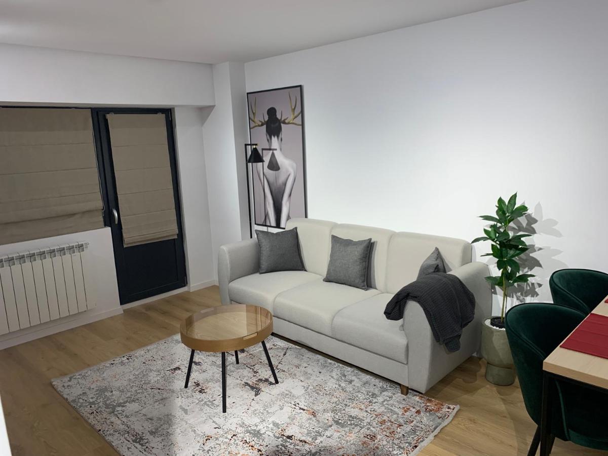 Prosper Plaza Aparthotel 부쿠레슈티 외부 사진